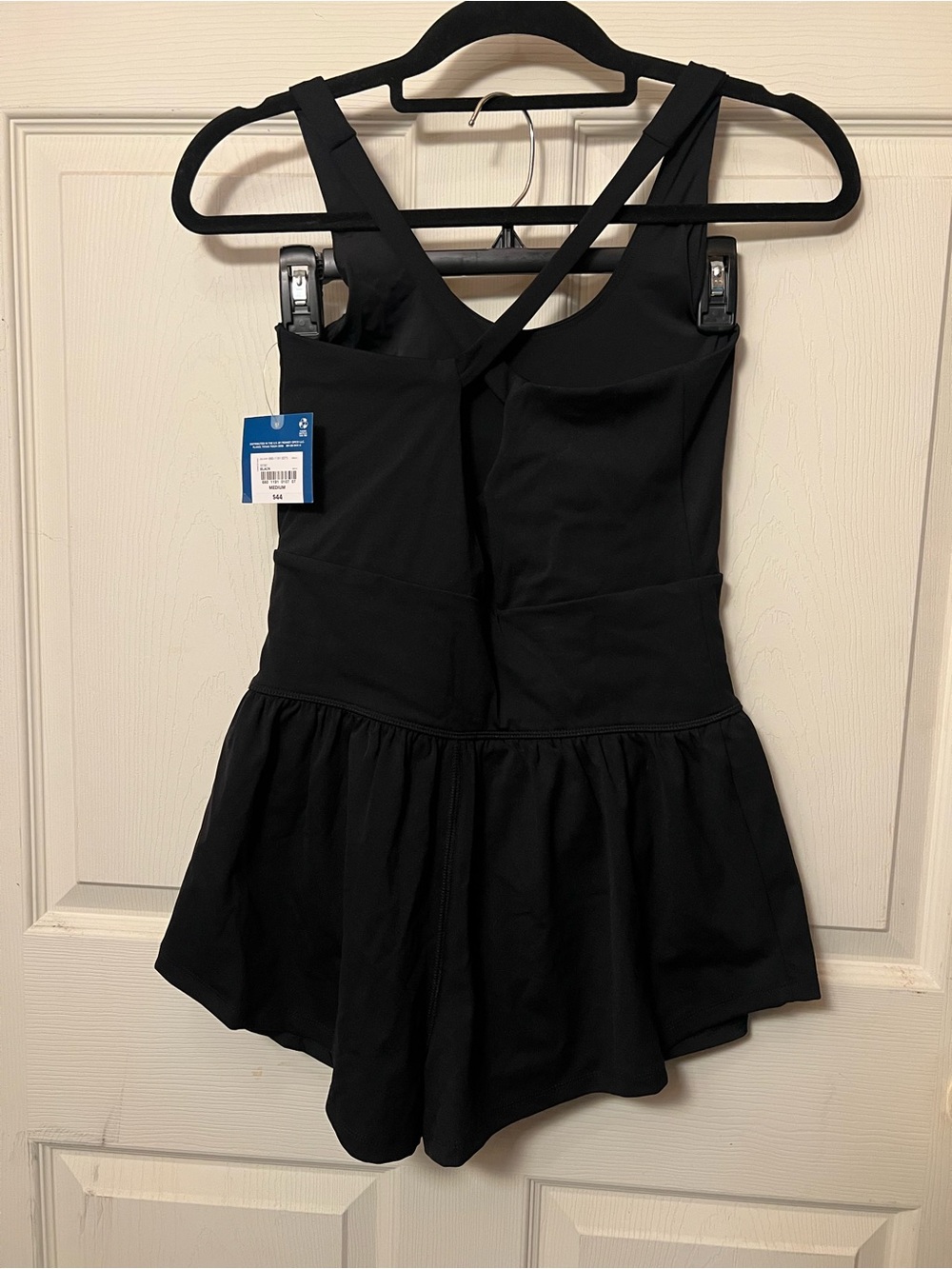 Black athletic romper with keyhole and cross back - Picture 2 of 3